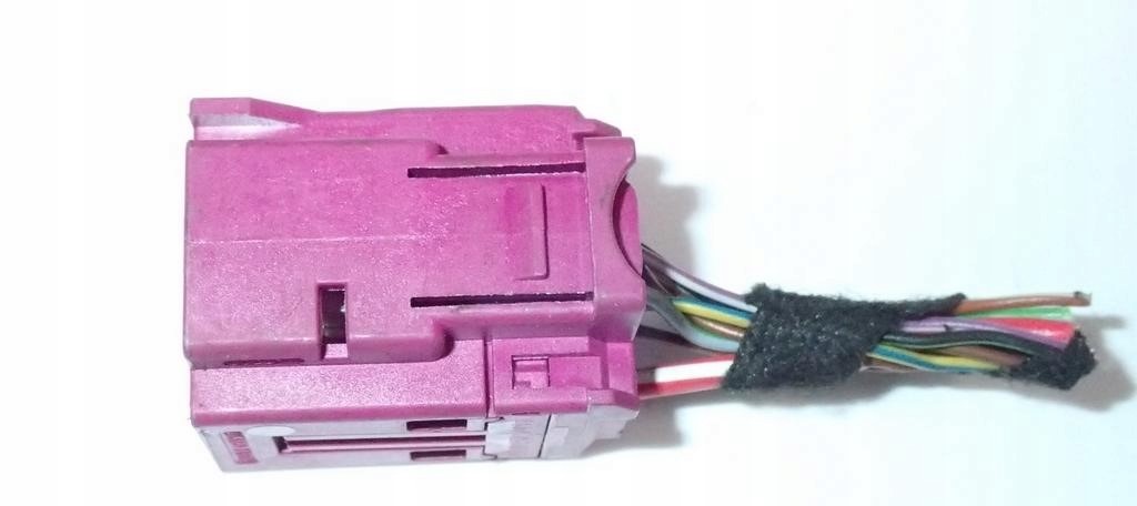 фото №6, Колодка соединитель штекер różowa audi 4f0937743k