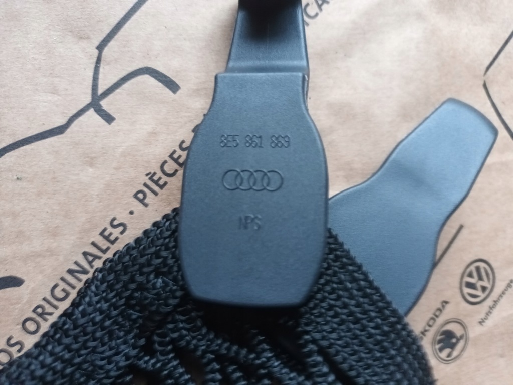 фото №5, Сетка багажника audi a6 c7 a7 4g a4 sedan оригинал audi 8e5861869 28 km