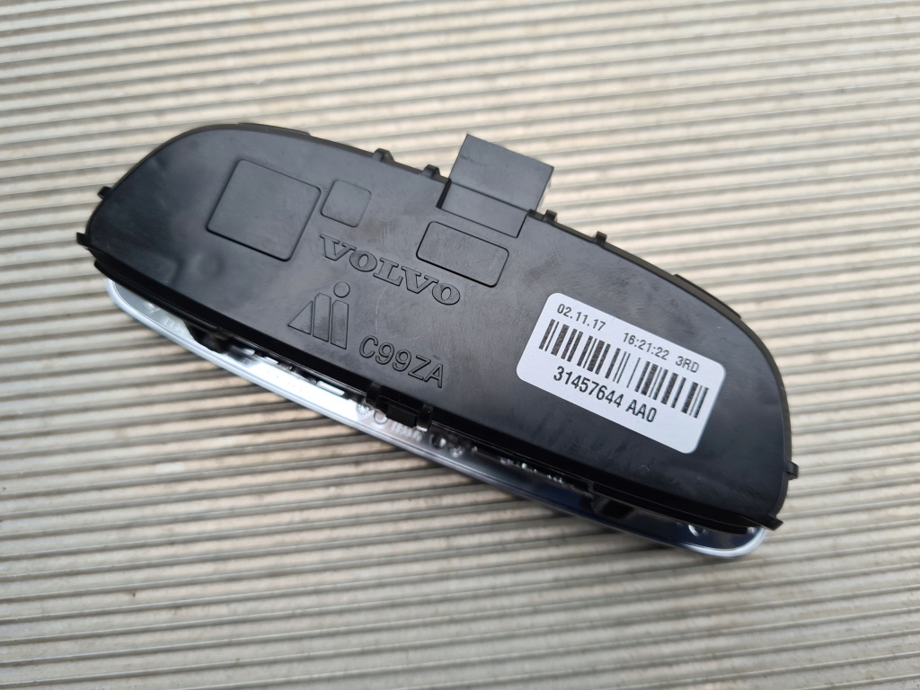 фото №5, Volvo xc90 ii лампа стельовий кабіни 3-ci ряд задня задня