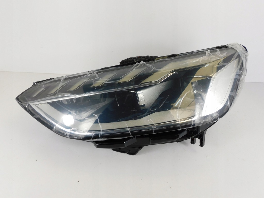фото №1, Audi a4 b9 8w lift лампа левая full led nowa 8w0941033d