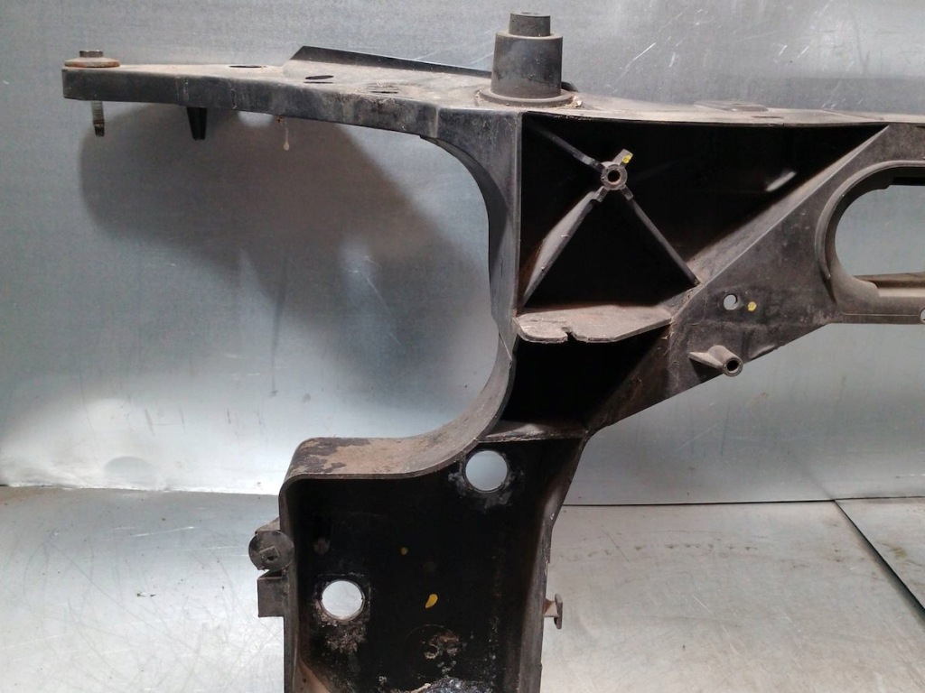 Ремень перед, усилитель передний renault clio 3 8200290143 1.6 16v с Разборки