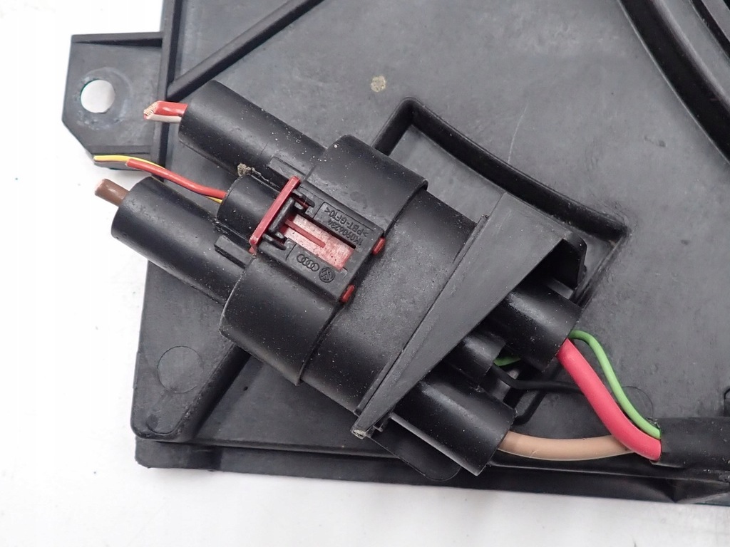 фото №12, Корпус вентилятора вентилятор org audi a3 1.2i 12r 1k0959455fb 1k0121203ah