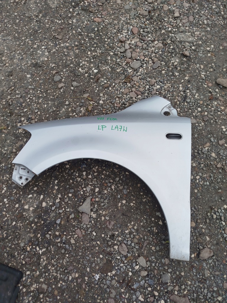 фото №1, Крила лівий перед vw fox la7w 5z0821155
