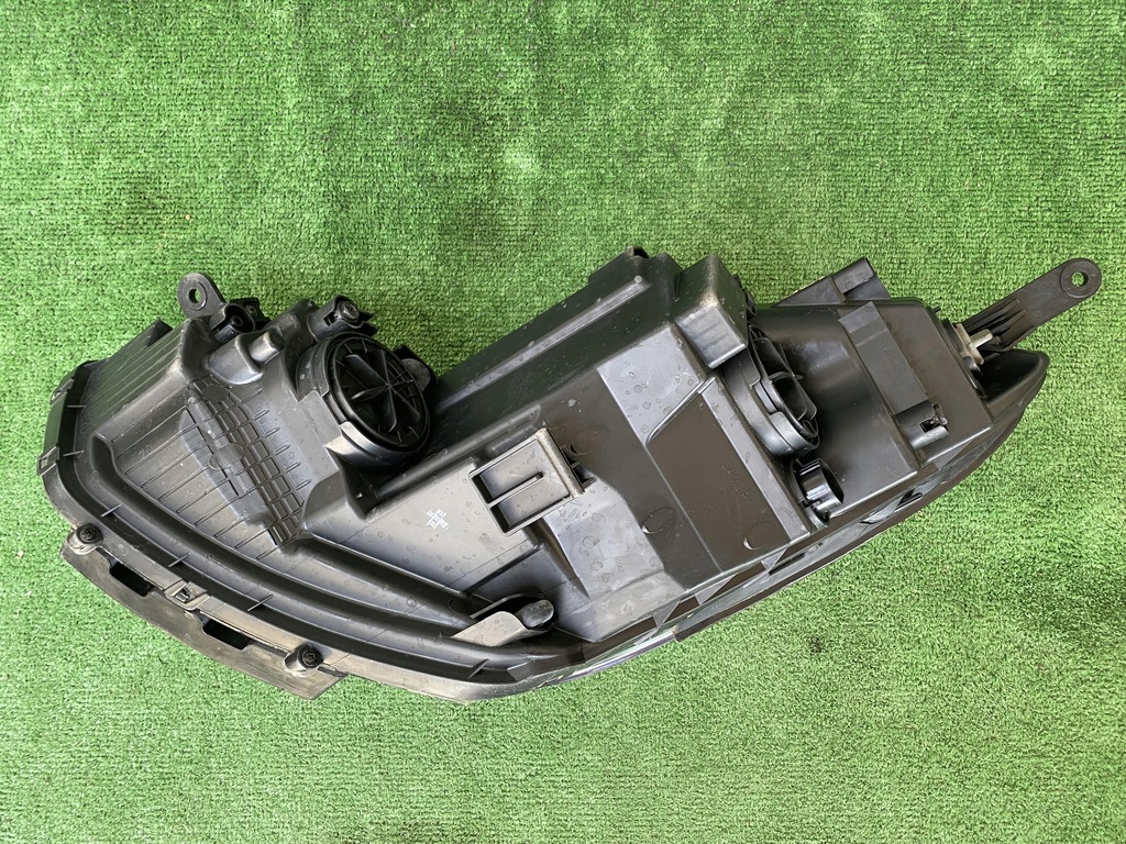 фото №6, Hyundai ix20 лампа передняя правая