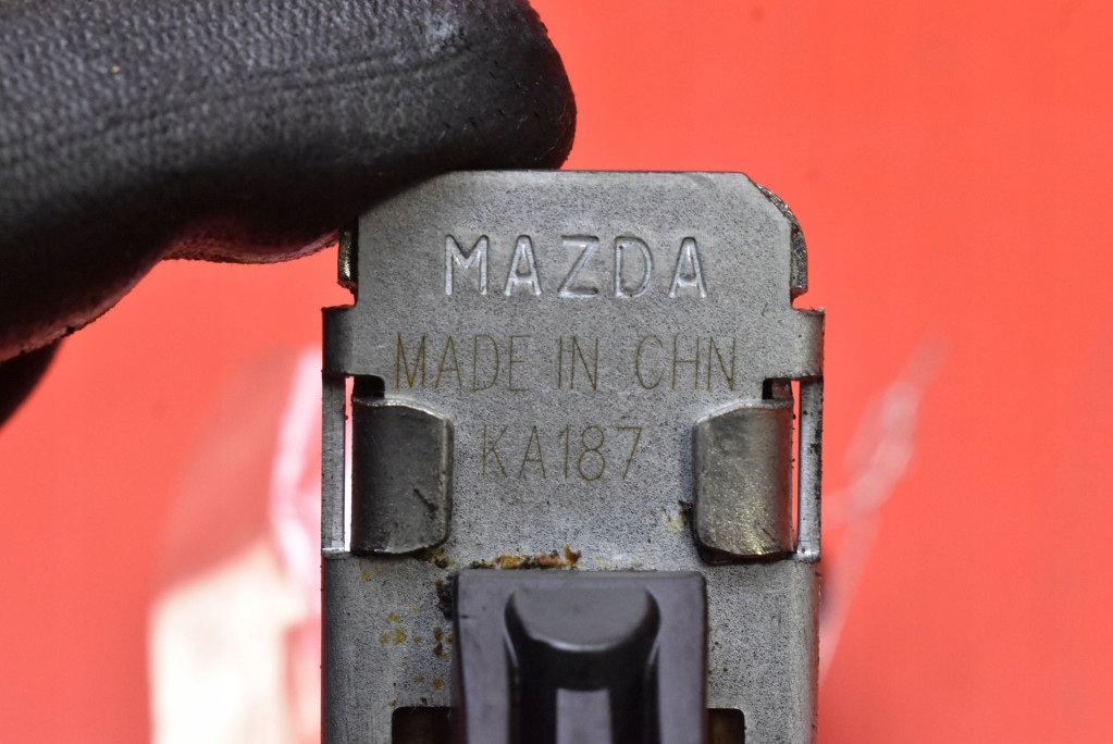 фото №6, Обмежувач двері лівий перед ka187 mazda mx5 mx-5 4 iv nd 15-21