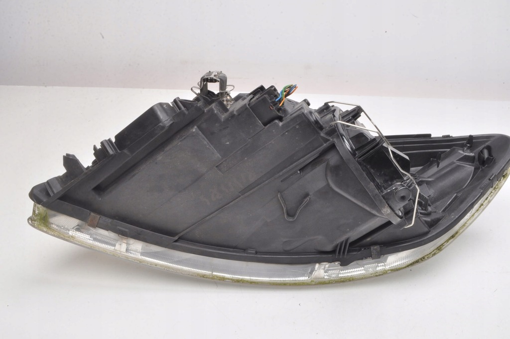 фото №9, Volvo c30 лампа правая передняя правый перед lift europa 31214806