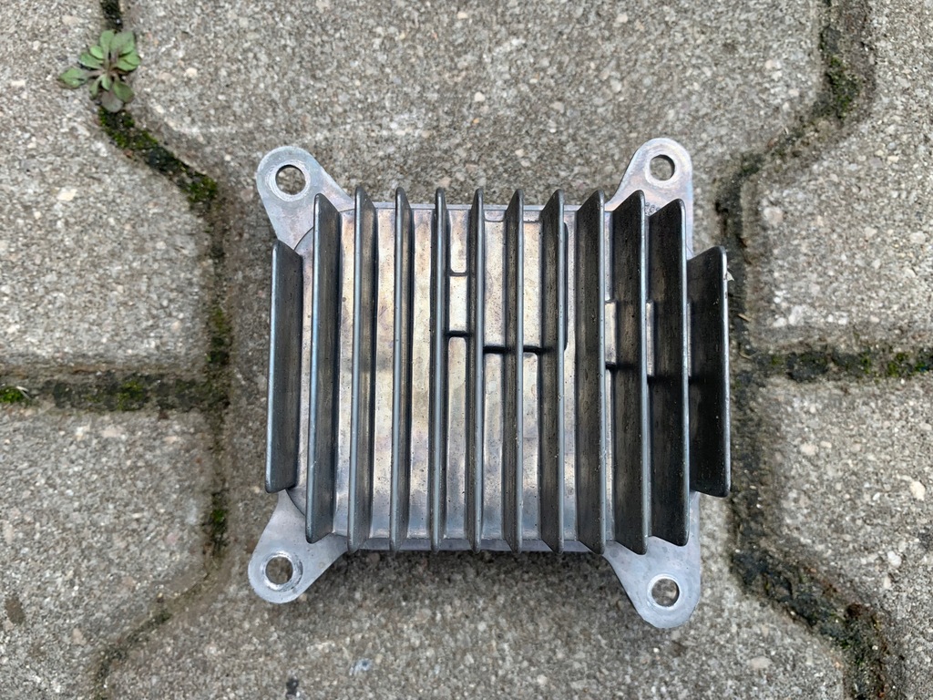 фото №1, Tesla 3 lift y модуль prvzetwornica led p1532925-00-e