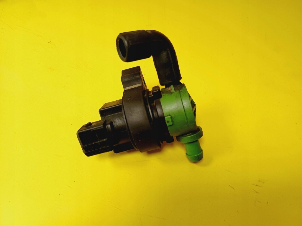 фото №6, Клапан вакууму mercedes w203 0004703893 nr63