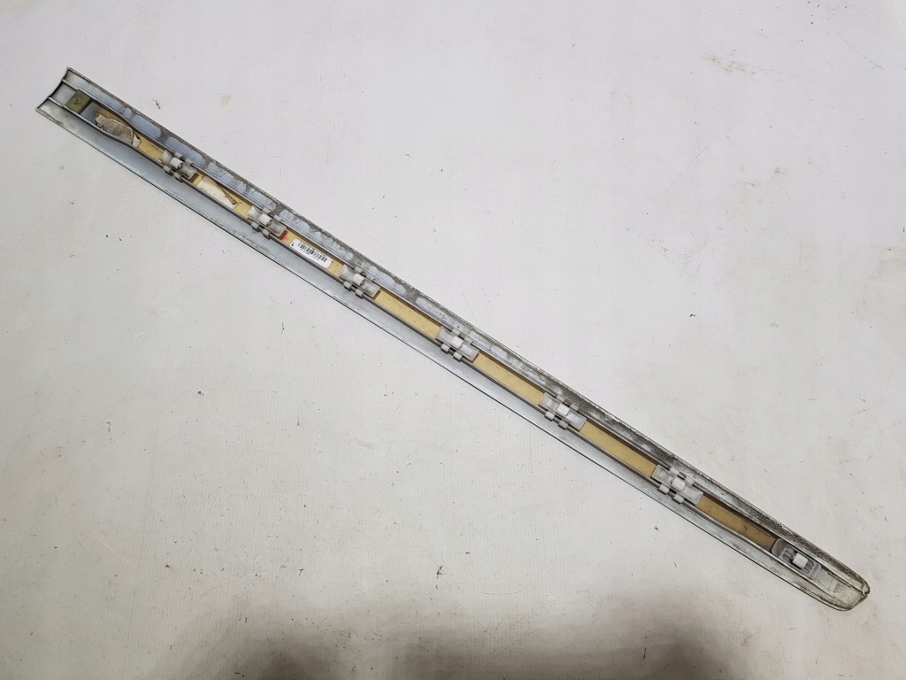 фото №6, Молдинг дверь левый перед mercedes ml w164 gl x164 lift 650 c650