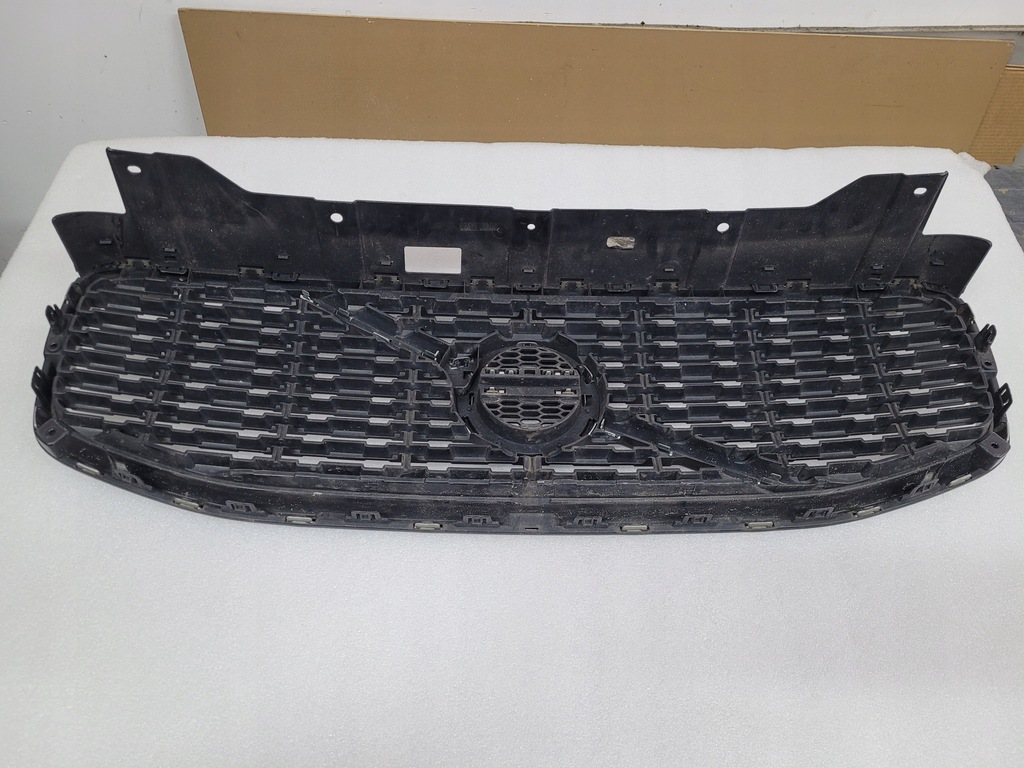 фото №4, Volvo xc60 ii r-designe - решётка радиатора, 31425534