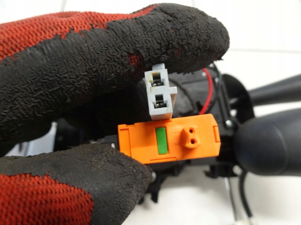 фото №7, Renault thalia ii b 2011 переключатель комбинированный 344464040