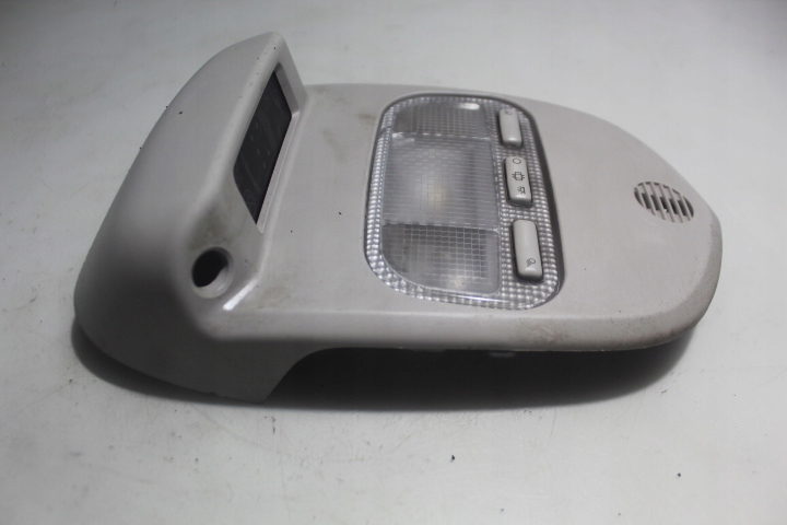 фото №1, Освещение кабины перед peugeot 308 i