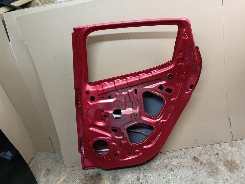 фото №3, Clio iv hb двері праве задня лак заводський