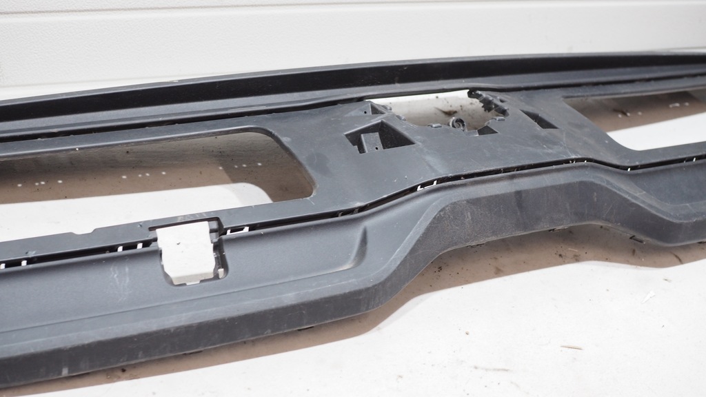 фото №14, Накладка спойлер бампера задний задняя mg mg4 ev 11192466