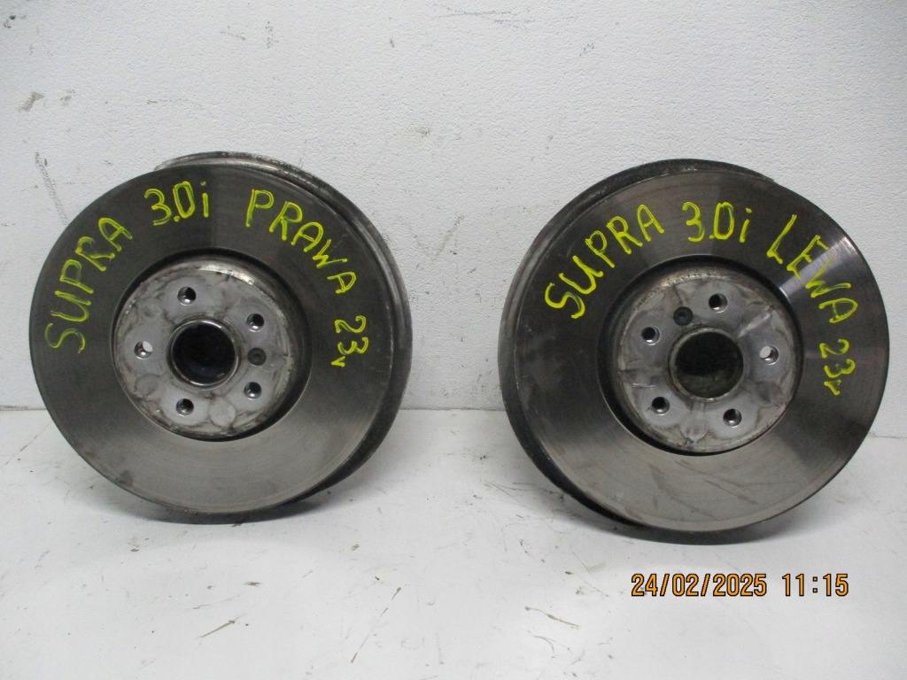 Поворотный кулак перед toyota supra 3.0i 23r правый Цена