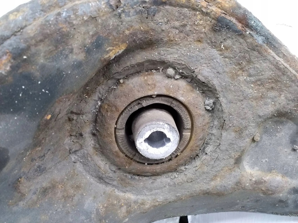 фото №14, Audi a8 s8 d4 4h 2013 рама допоміжна задня