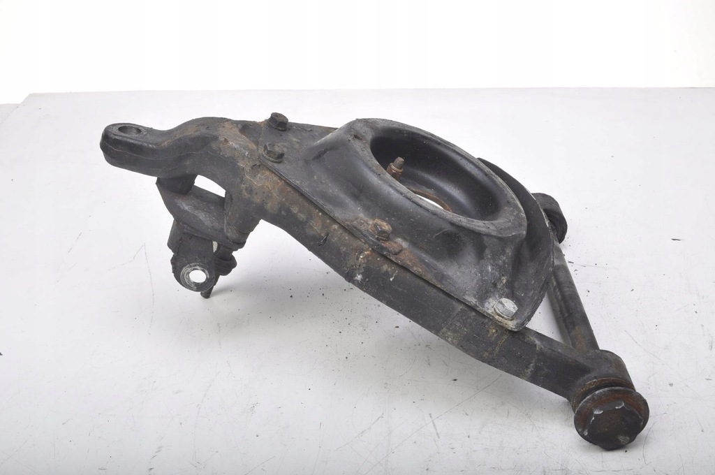 фото №3, Aston martin db7 5.9 рычаг правый перед