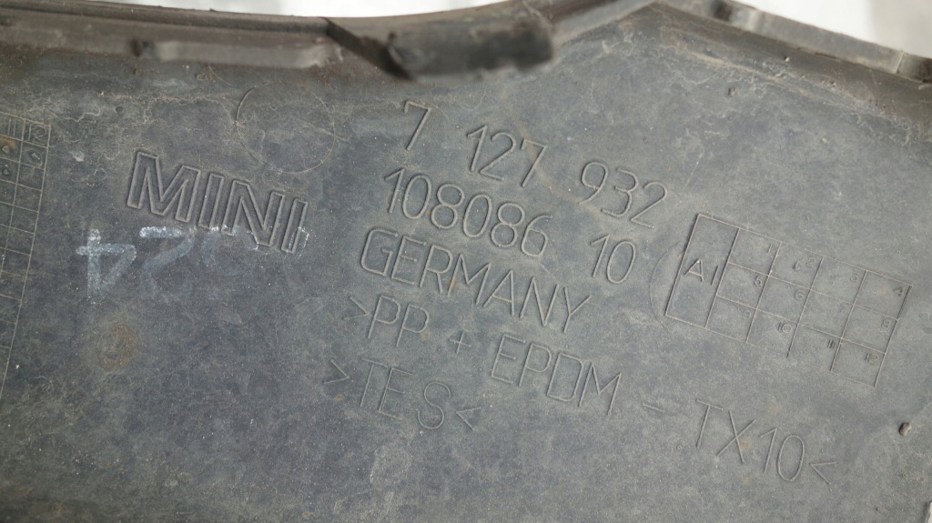 фото №6, Mini cooper r50 r52 решётка бампера средняя