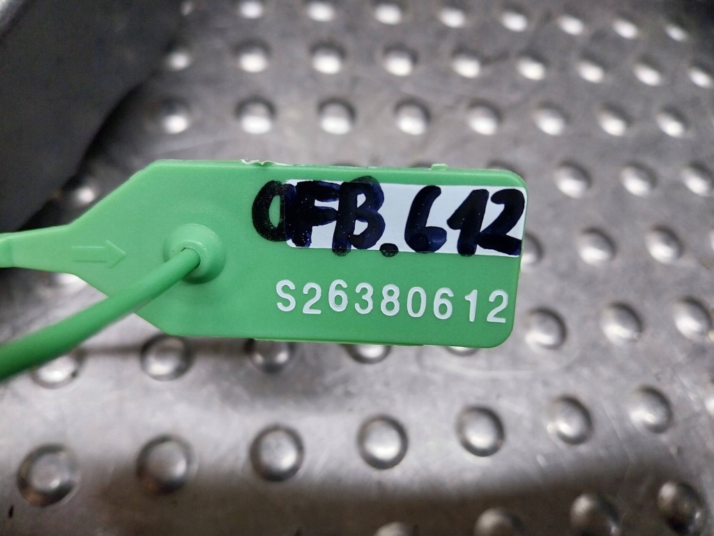 Корпус фильтра воздуха расходомер 7798340 bmw x6 e71 x5 e70 3.0d с Разборки