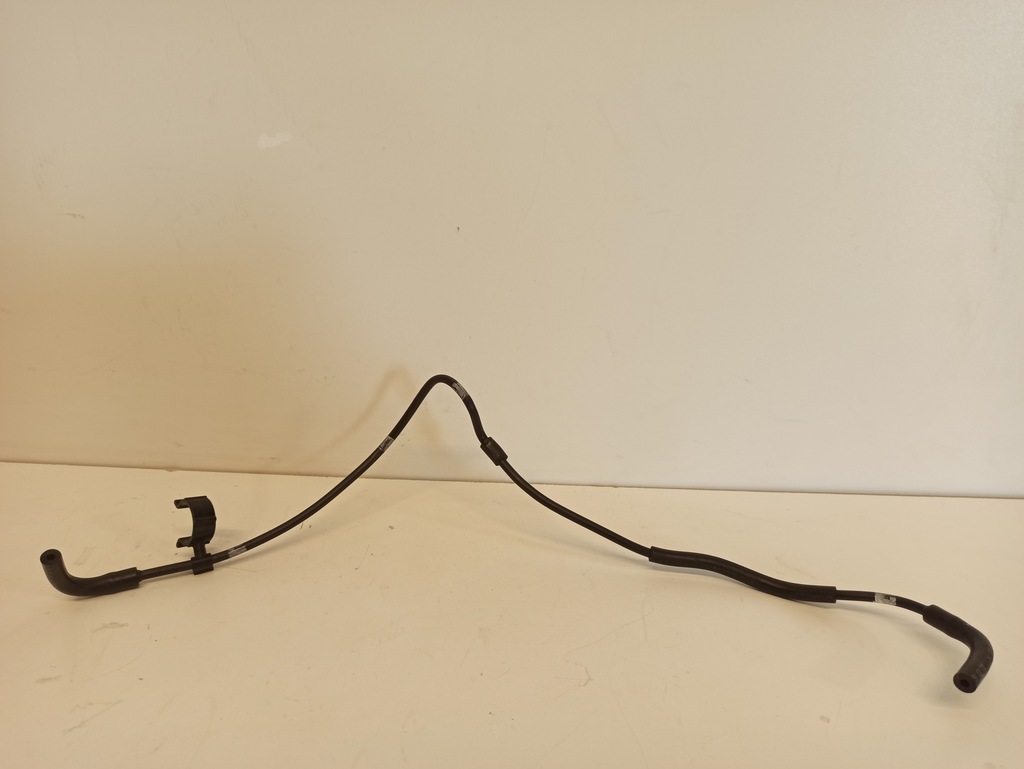 фото №1, Mercedes w205 шланг вакууму a2740705532