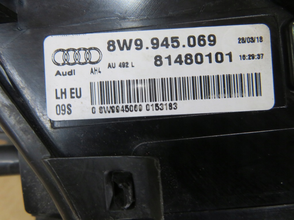 фото №13, Лампа задняя левая 8w9945069 audi a4 b9 kombi
