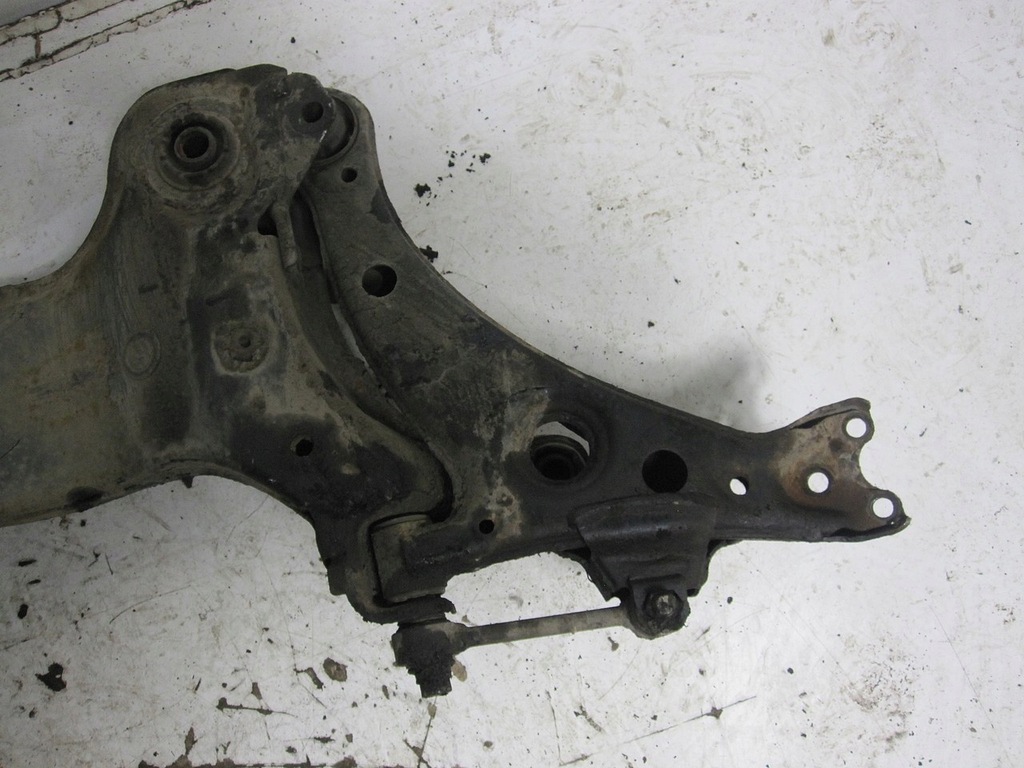 фото №5, Подрамник передняя toyota avensis 2.0d 2001r