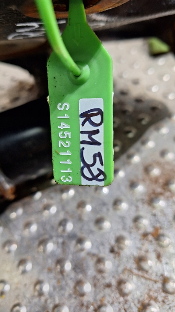 Поворотный кулак амортизатор правый перед a9063231500 mercedes sprinter w906 Киев