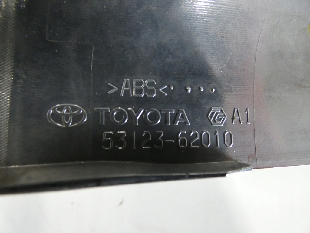 фото №14, Хром молдинг бампера передний toyota camry