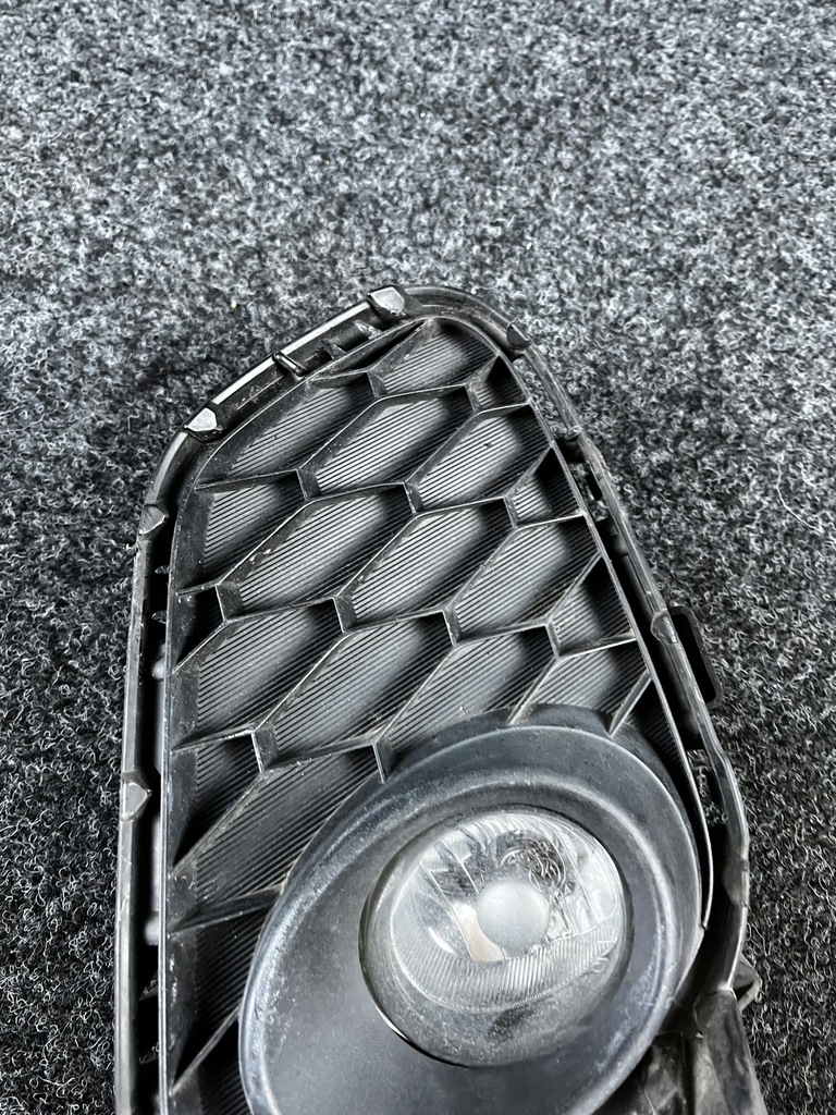 фото №5, Решітка протитуманна фара лівий перед mazda 3 bgv450c21