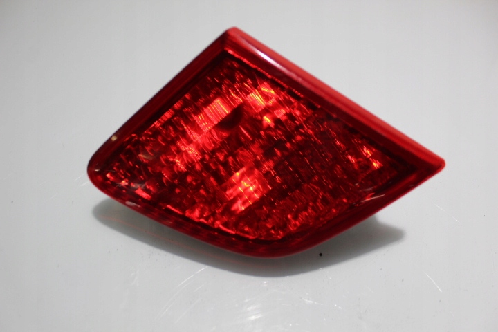 фото №1, Лампа левая задняя w крышка багажника suzuki liana