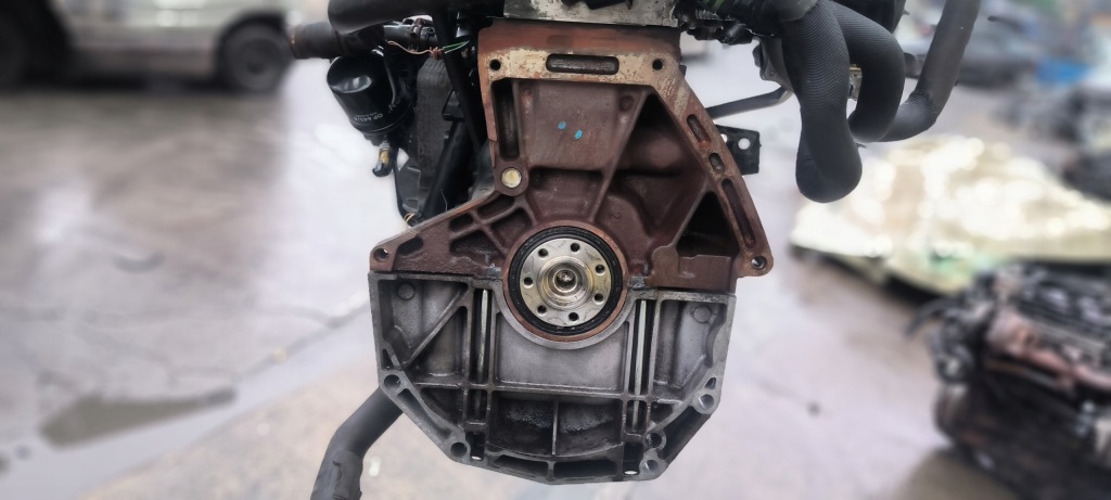 Двигатель комплектный  renault megane scenic clio 3 1.5 dci 9km768 Оригинал