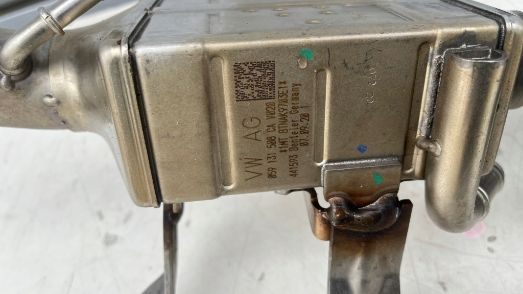 Радіатор + дросельна заслінка audi a4 a5 a6 a7 q5 059131508; 059131477h Ціна