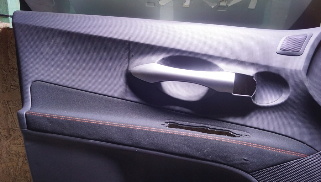 фото №6, Обшивка дверь левый перед toyota auris i