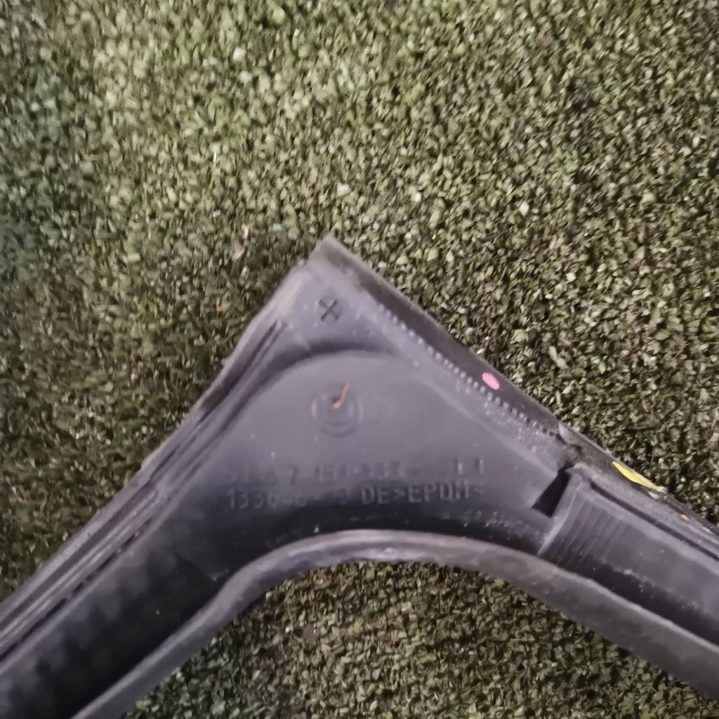 Mini cooper r56 прокладка двері лівий перед 7151383 Доставка