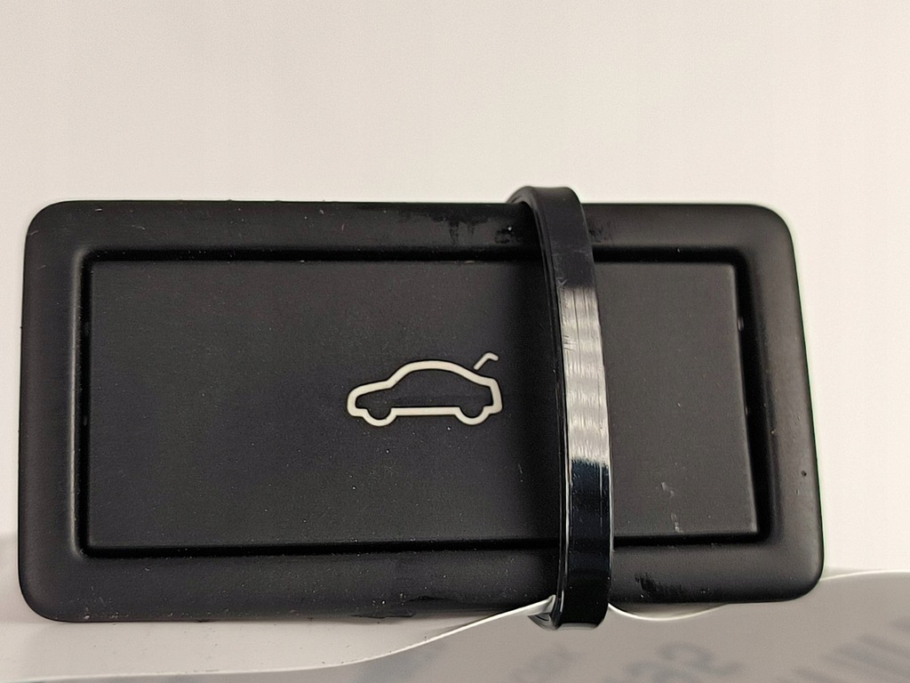 фото №1, Кнопка 3c0959831a skoda octavia iv