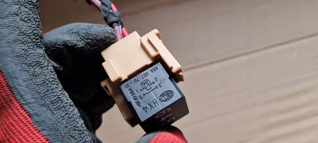 фото №7, A4 b8 s4 реле штекер струму потужності 4h0951253a a6 c7 4g a7 q5 a5