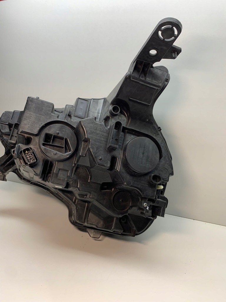 фото №7, Citroen c4 iii лампа передняя правый перед 9830649280