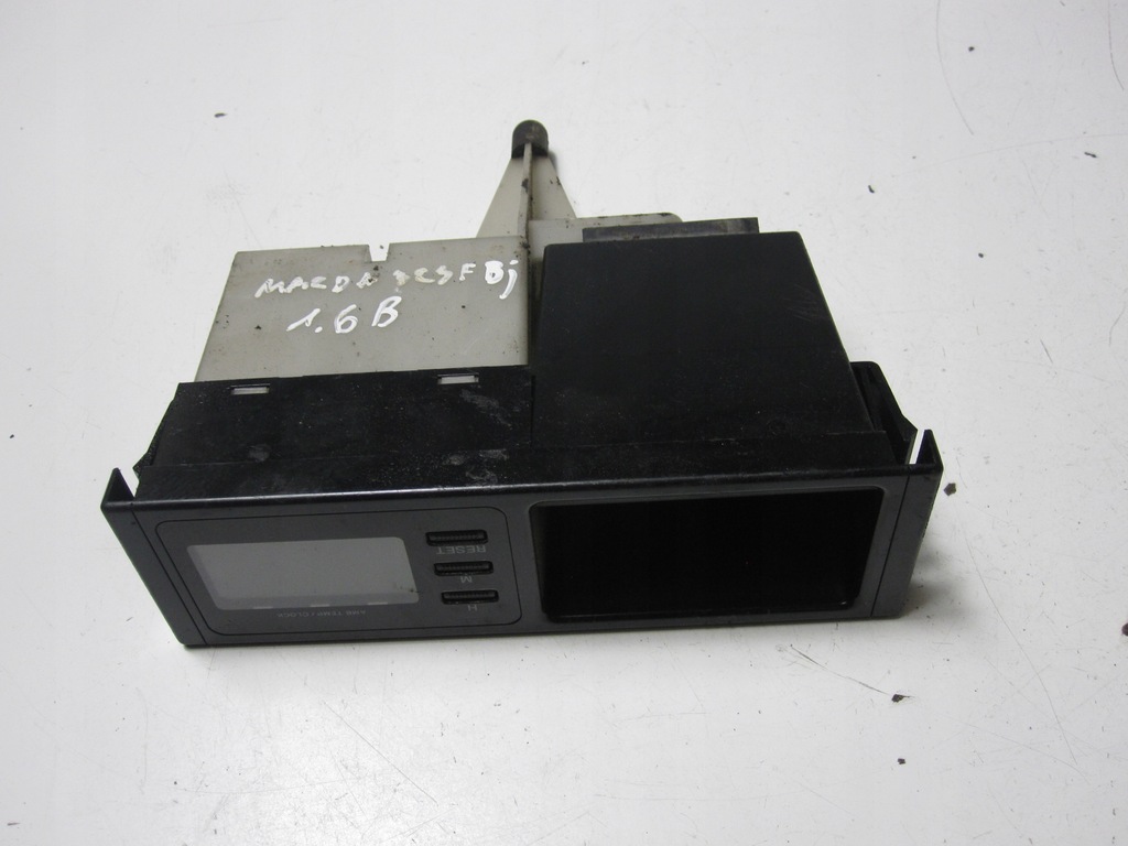 фото №1, Годинник дисплей mazda 323f bj