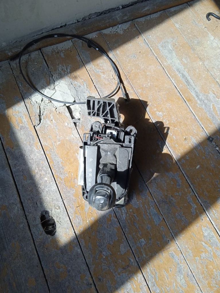 фото №1, Ford mustang 2018 домкрат перемикання передач автоматична коробка передач