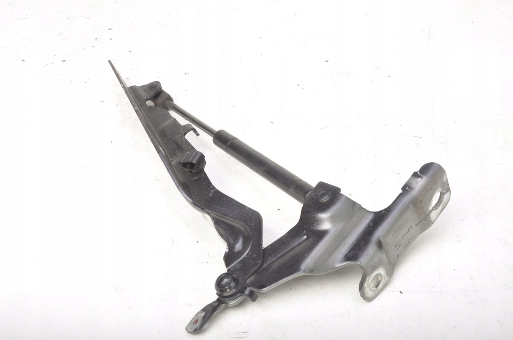 фото №9, Volvo xc60 i петля капот 31385814 31385815 комплект