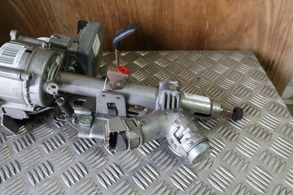 фото №8, Усилитель колонка рулевая fiesta mk7