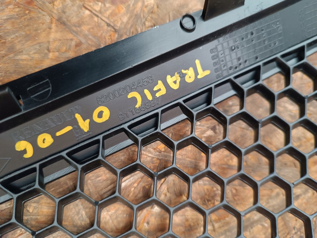 фото №11, Renault trafic ii 8200204453 8200204452 решітка радіатора решітка радіатора ліва права перед