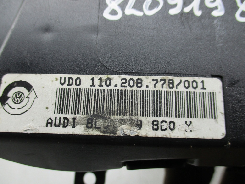 фото №8, Audi a3 8l счетчик приборы 8l0919860x