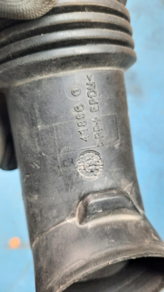 фото №5, Citroen c4 1.6 hdi шланг труба повітрозабірник повітря