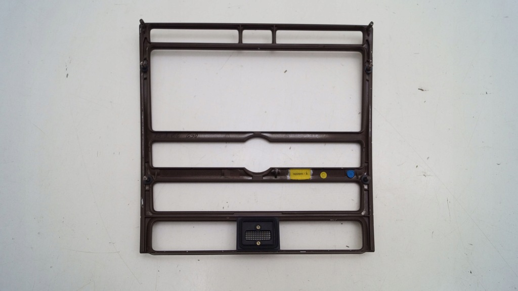 фото №2, Vw phaeton 3d0 035122a 02- рамка консоли радио