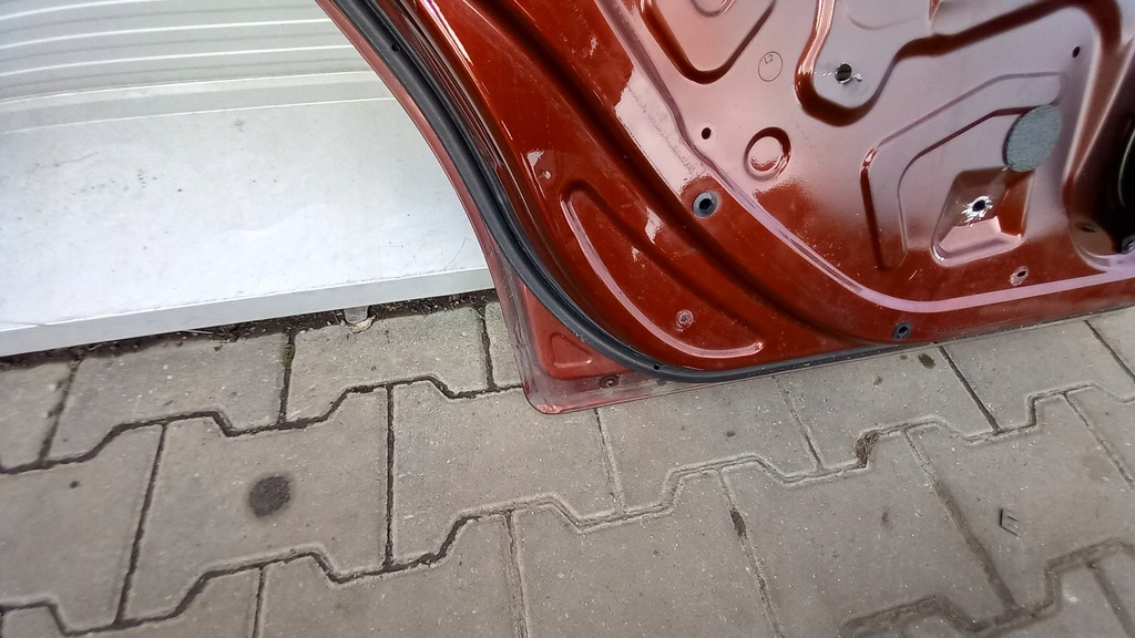 фото №5, Двері лівий задня volvo v70 01r 2.4d