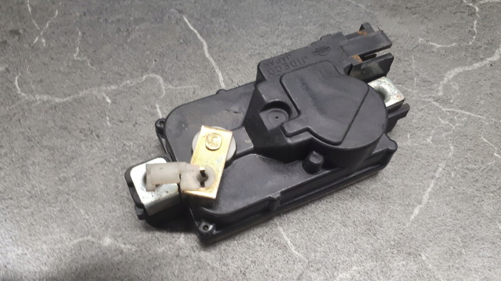 фото №8, Привод замка крышки правый перед nissan terrano i