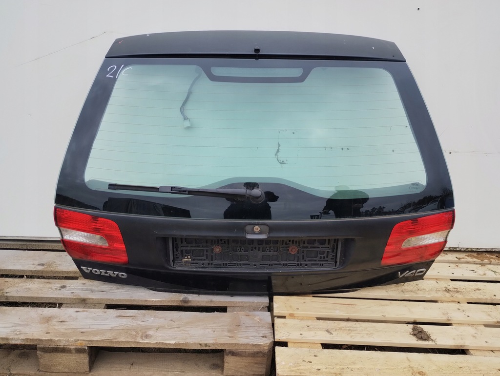 фото №2, Volvo v40 кришка багажника задня