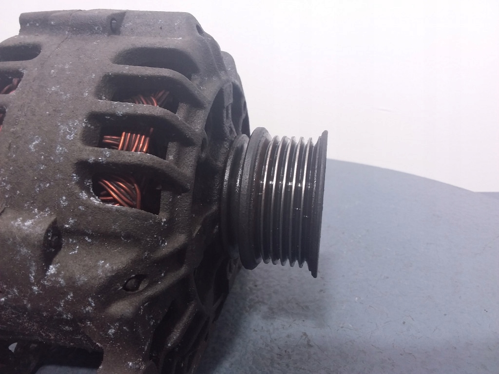 Skoda octavia 1 1.6b генератор 90a 030903023j в Украине