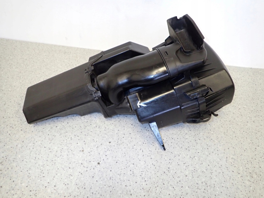 фото №9, Hyundai ix20 1.4i 1.6i 09- корпус фільтра повітря